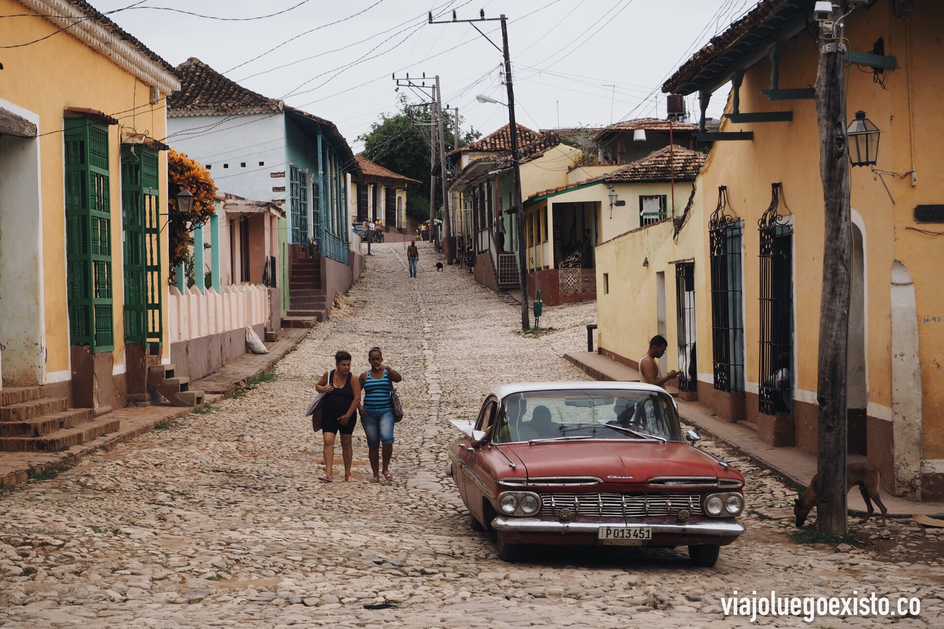  Cómo no, los típicos coches antiguos de Cuba también se ven en Trinidad. 