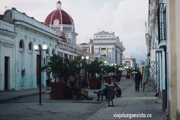 Cienfuegos, del encantador centro histórico a los magníficos alrededores