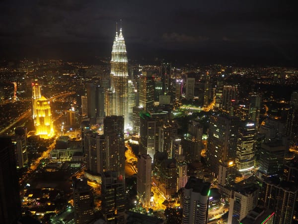 Kuala Lumpur: cosmopolita, tradicional y moderna